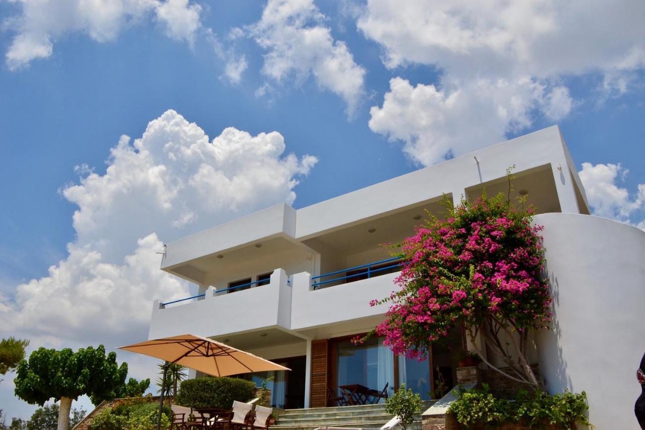 Beach House Set In A Beautiful Bay カリストス エクステリア 写真