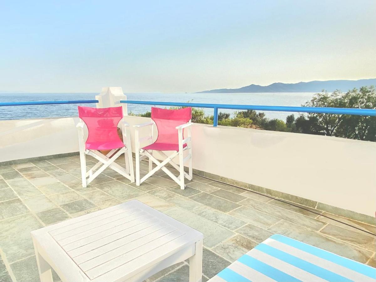 Beach House Set In A Beautiful Bay カリストス エクステリア 写真